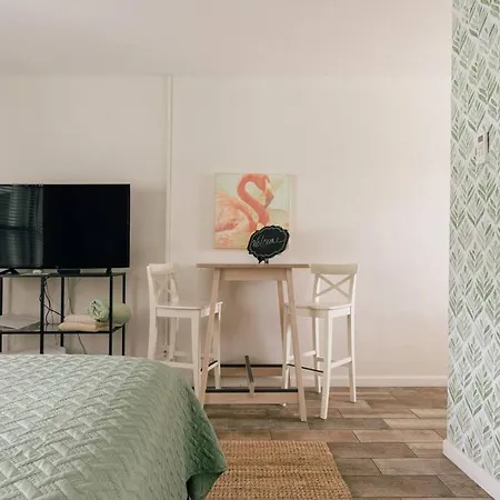 Studio In Pompano Beach Two Blocks From The Ocean Exterior photo